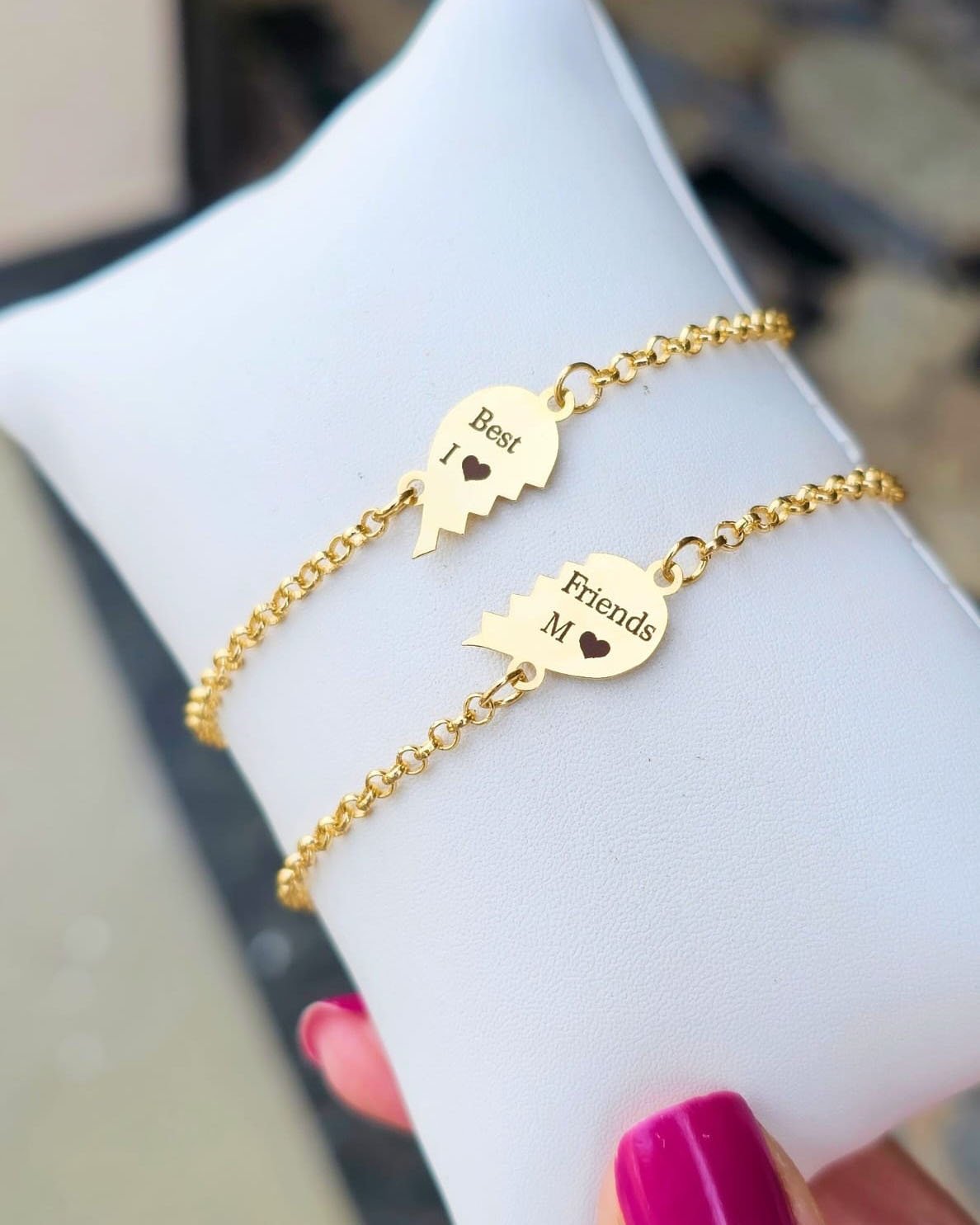KIT DUAS PULSEIRAS CORAÇÃO CARA METADE